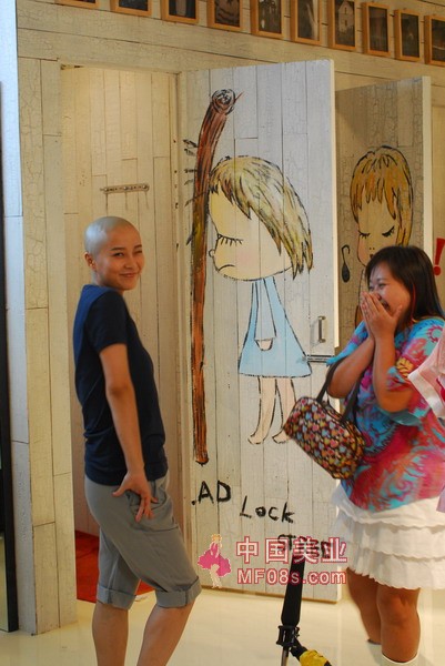 ����ͷ��Ů��